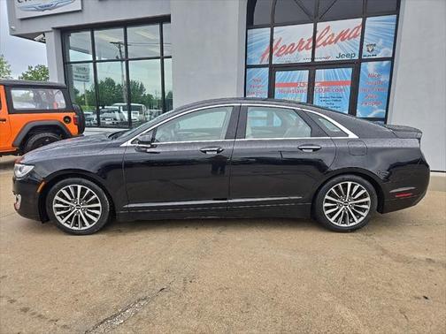 2020 Lincoln MKZ Standard
