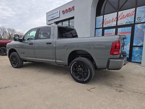 2026 RAM 2500 Big Horn Crew Cab 4x4 6'4' Box