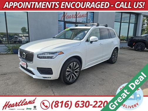 2021 Volvo XC90 T6 Momentum