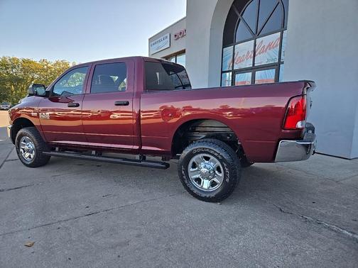 2018 RAM 2500 Tradesman Crew Cab 4x4 6'4' Box
