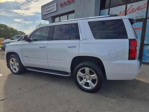 Iridescent Pearl Tricoat 2016 Chevrolet Tahoe LTZ
