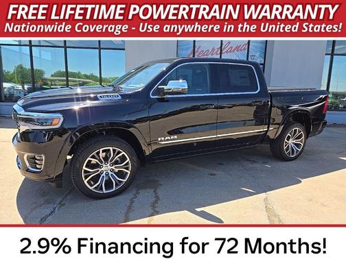 Diamond Black Crystal Pearl-Coat Exterior Paint 2026 RAM 1500 ST