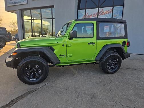 2026 Jeep Wrangler Sport