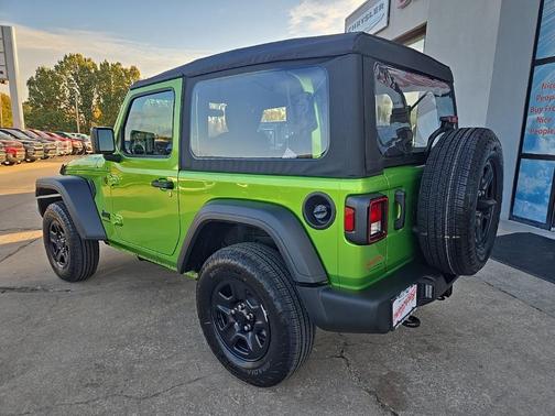 2026 Jeep Wrangler Sport