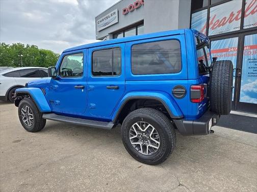 2025 Jeep Wrangler 4-Door Sahara 4x4