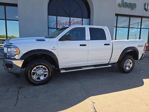 2019 RAM 2500 Tradesman Crew Cab 4x4 6'4' Box