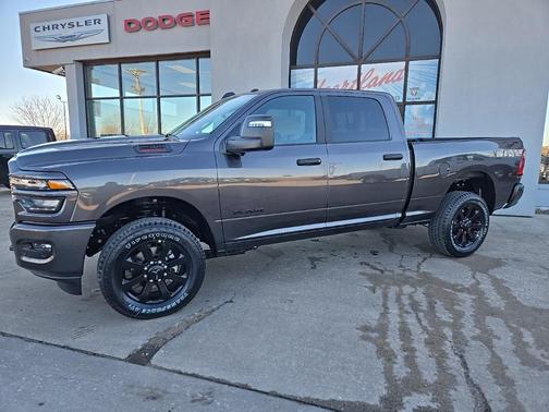 2026 RAM 2500 Big Horn Crew Cab 4x4 6'4' Box