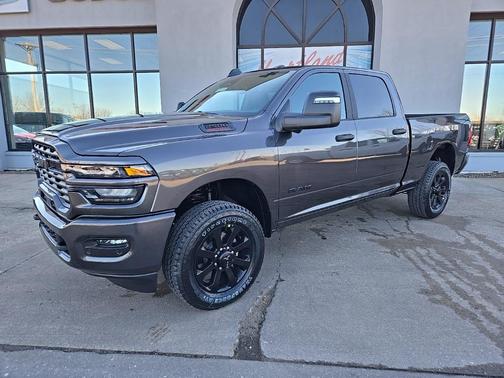 2026 RAM 2500 Big Horn Crew Cab 4x4 6'4' Box