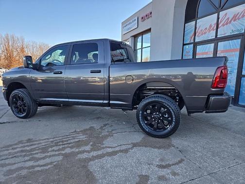 2026 RAM 2500 Big Horn Crew Cab 4x4 6'4' Box