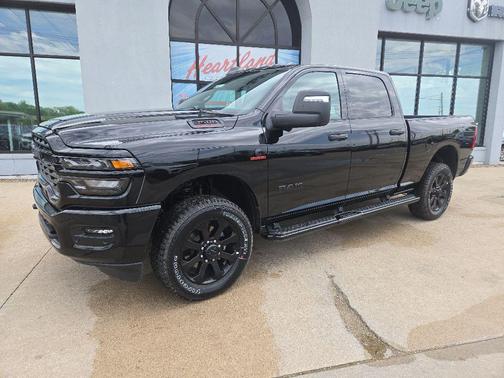 Diamond Black Crystal Pearl-Coat Exterior Paint 2026 RAM 2500 Big Horn Crew Cab 4x4 6'4' Box
