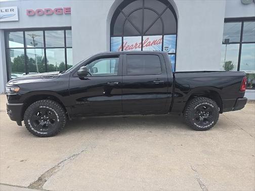 2025 RAM 1500 Warlock Crew Cab 4x4 5'7' Box