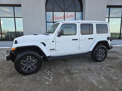 2026 Jeep Wrangler 4-Door Sahara 4x4