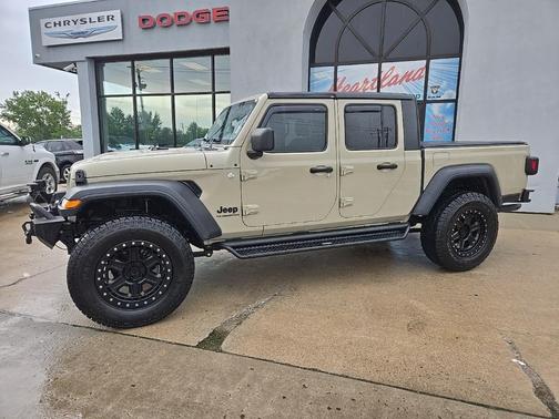 2020 Jeep Gladiator Sport S
