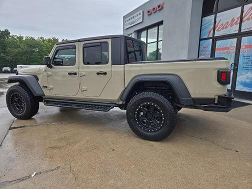 2020 Jeep Gladiator Sport S