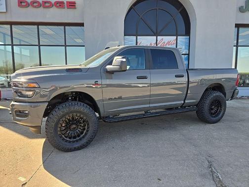 Ceramic Gray Clear-Coat Exterior Paint 2026 RAM 2500 Big Horn Crew Cab 4x4 6'4' Box