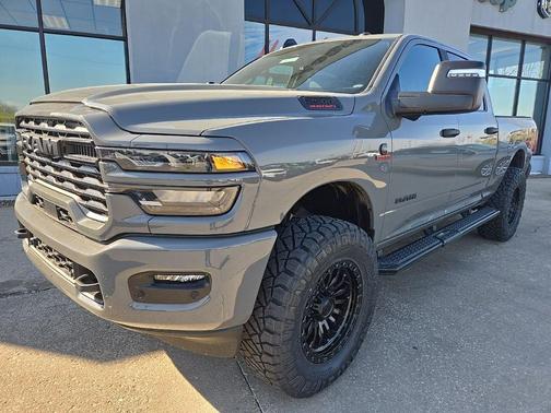 Ceramic Gray Clear-Coat Exterior Paint 2026 RAM 2500 Big Horn Crew Cab 4x4 6'4' Box