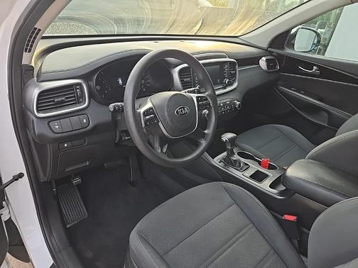 2019 Kia Sorento L