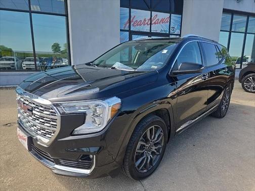 2022 GMC Terrain Denali