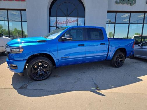 Hydro Blue Pearl-Coat Exterior Paint 2026 RAM 1500 Big Horn/Lone Star