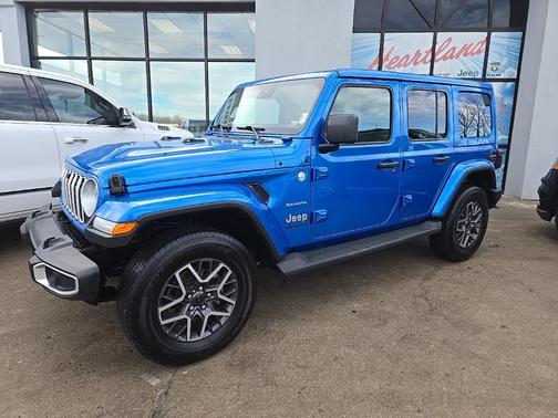 2024 Jeep Wrangler 4-Door Sahara 4x4