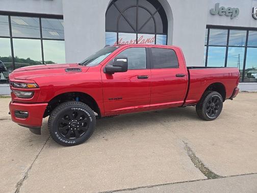 Molten Red Pearl-Coat Exterior Paint 2026 RAM 2500 Big Horn Crew Cab 4x4 6'4' Box