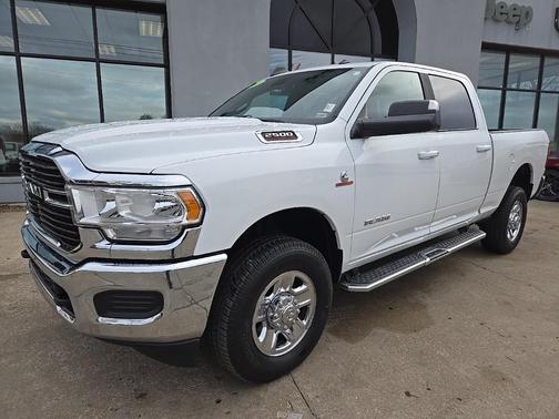 2021 RAM 2500 Big Horn Crew Cab 4x4 6'4' Box