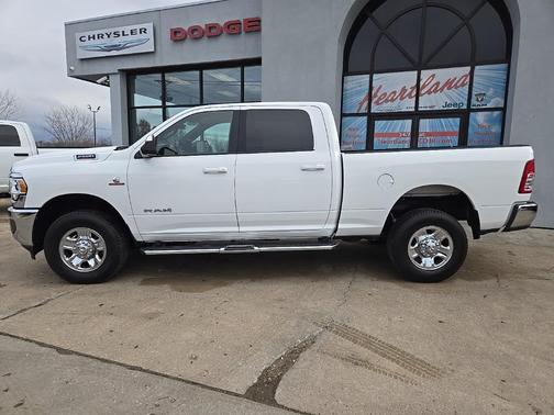 2021 RAM 2500 Big Horn Crew Cab 4x4 6'4' Box