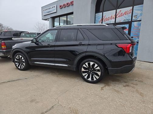 Black Metallic 2025 Ford Explorer Platinum