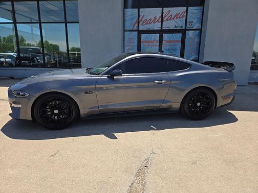 Carbonized Gray Metallic 2022 Ford Mustang GT