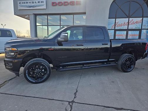 2026 RAM 2500 Big Horn Crew Cab 4x4 6'4' Box