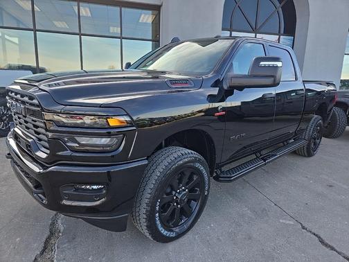 2026 RAM 2500 Big Horn Crew Cab 4x4 6'4' Box