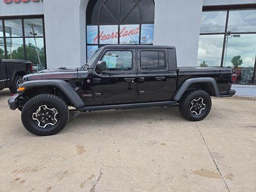 Black Clearcoat 2023 Jeep Gladiator Rubicon