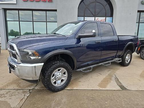 2018 RAM 2500 Tradesman Crew Cab 4x4 6'4' Box