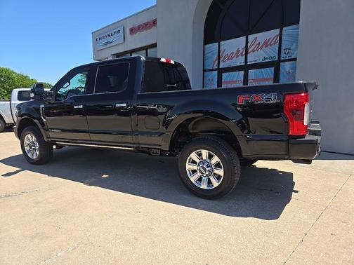 Shadow Black 2017 Ford F-350 Platinum