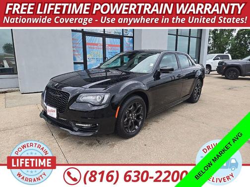 Gloss Black 2021 Chrysler 300 Touring
