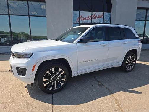 2022 Jeep Grand Cherokee Overland