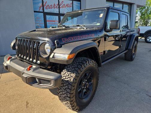 Black Clearcoat 2023 Jeep Gladiator Mojave 4x4