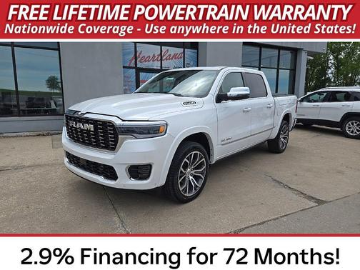 Ivory White Tri-Coat Pearl-Coat Exterior Paint 2026 RAM 1500 ST
