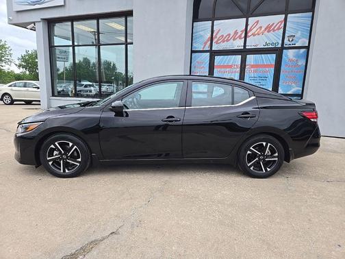 Super Black 2024 Nissan Sentra SV