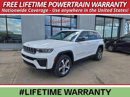 Bright White Clear-Coat Exterior Paint 2026 Jeep Grand Cherokee Limited