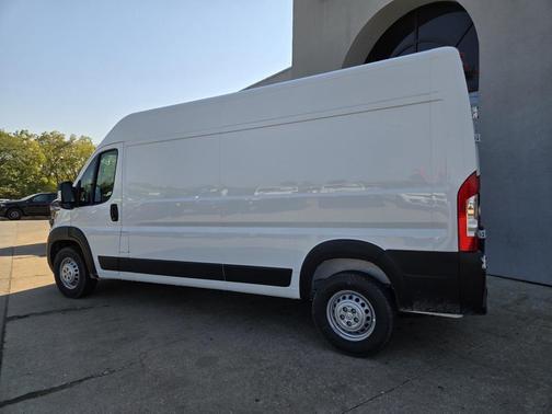 2025 RAM ProMaster 2500 Tradesman