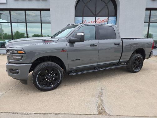 Ceramic Gray Clear-Coat Exterior Paint 2026 RAM 2500 Big Horn Crew Cab 4x4 6'4' Box