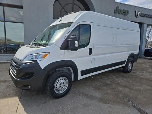 Bright White Clear-Coat Exterior Paint 2026 RAM ProMaster 2500 Tradesman