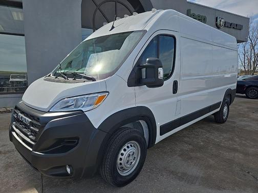 Bright White Clear-Coat Exterior Paint 2026 RAM ProMaster 2500 Tradesman