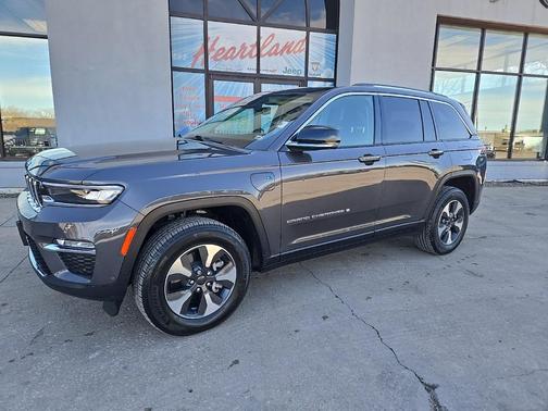 2022 Jeep Grand Cherokee 4xe Base