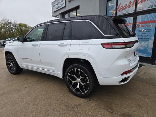 2025 Jeep Grand Cherokee Summit