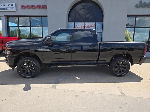 2025 RAM 2500 Big Horn Crew Cab 4x4 6'4' Box