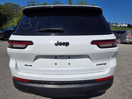 Bright White Clearcoat 2023 Jeep Grand Cherokee L Limited