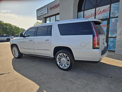 2019 Cadillac Escalade ESV Platinum