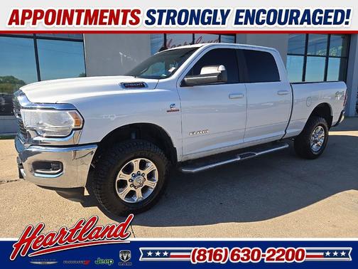 Bright White Clearcoat 2021 RAM 2500 Big Horn Crew Cab 4x4 6'4' Box